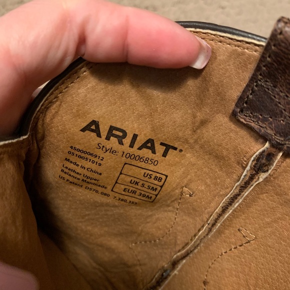 Ariat cowboy boots - Picture 5 of 5